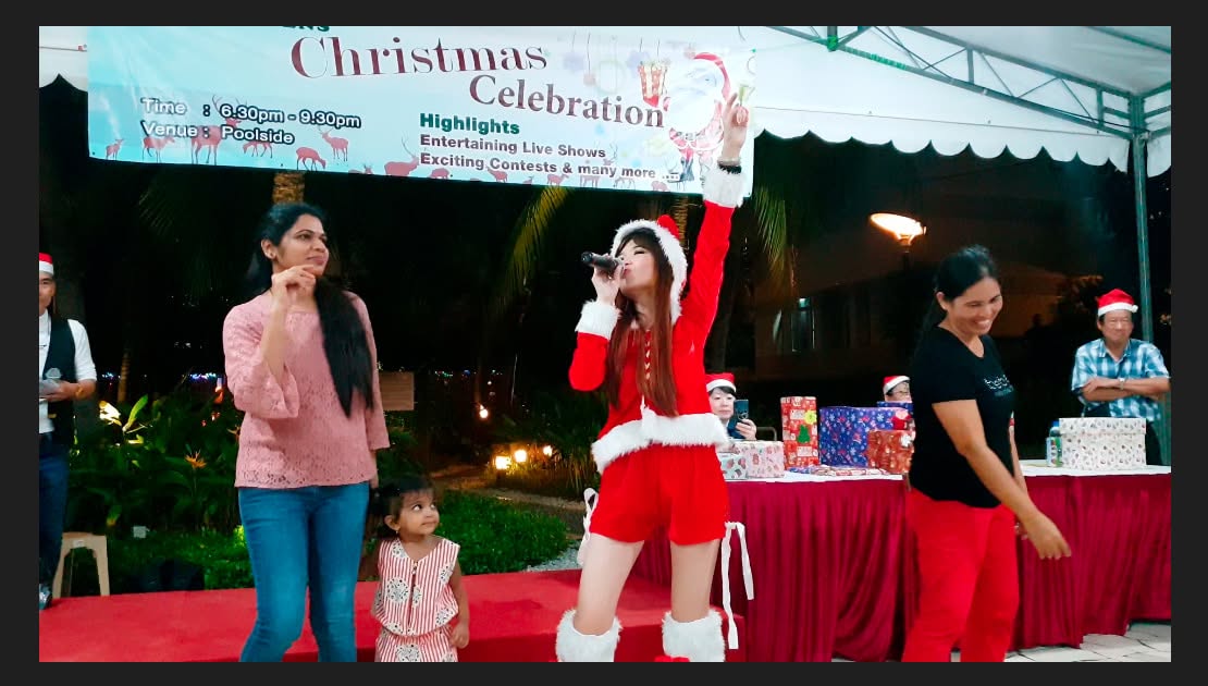 Kaitlyn Lin Hosting